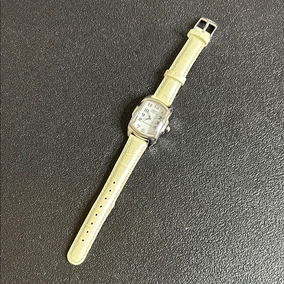 Invicta Special Edition Lupah Pearl Cream Leather Strap Watch Working Croc​ - Picture 1 of 12